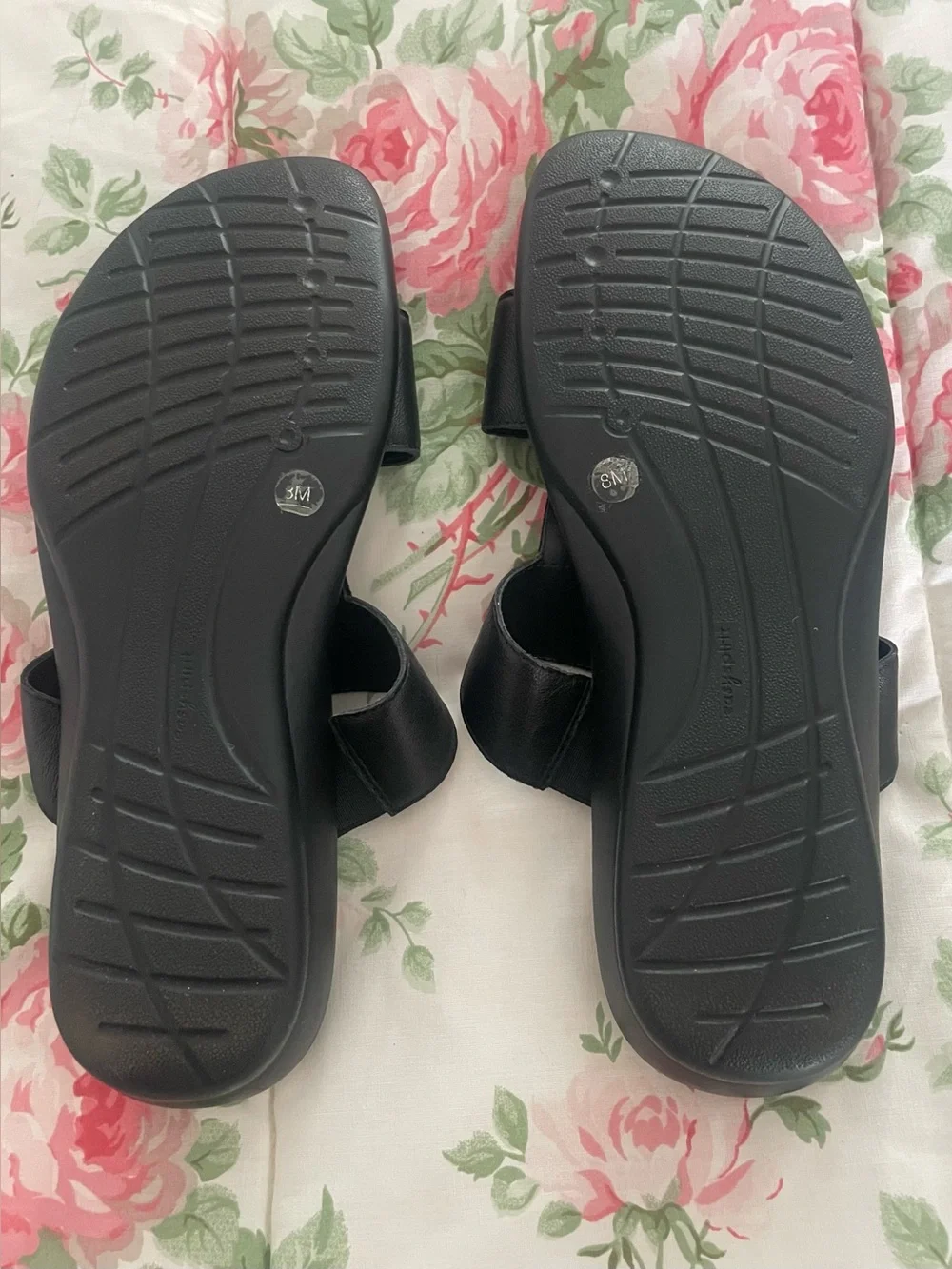 Easy Spirit Slide Sehaddie Black Leather w Rhinestone Wedge Sandals Sz 8 - Picture 6 of 6